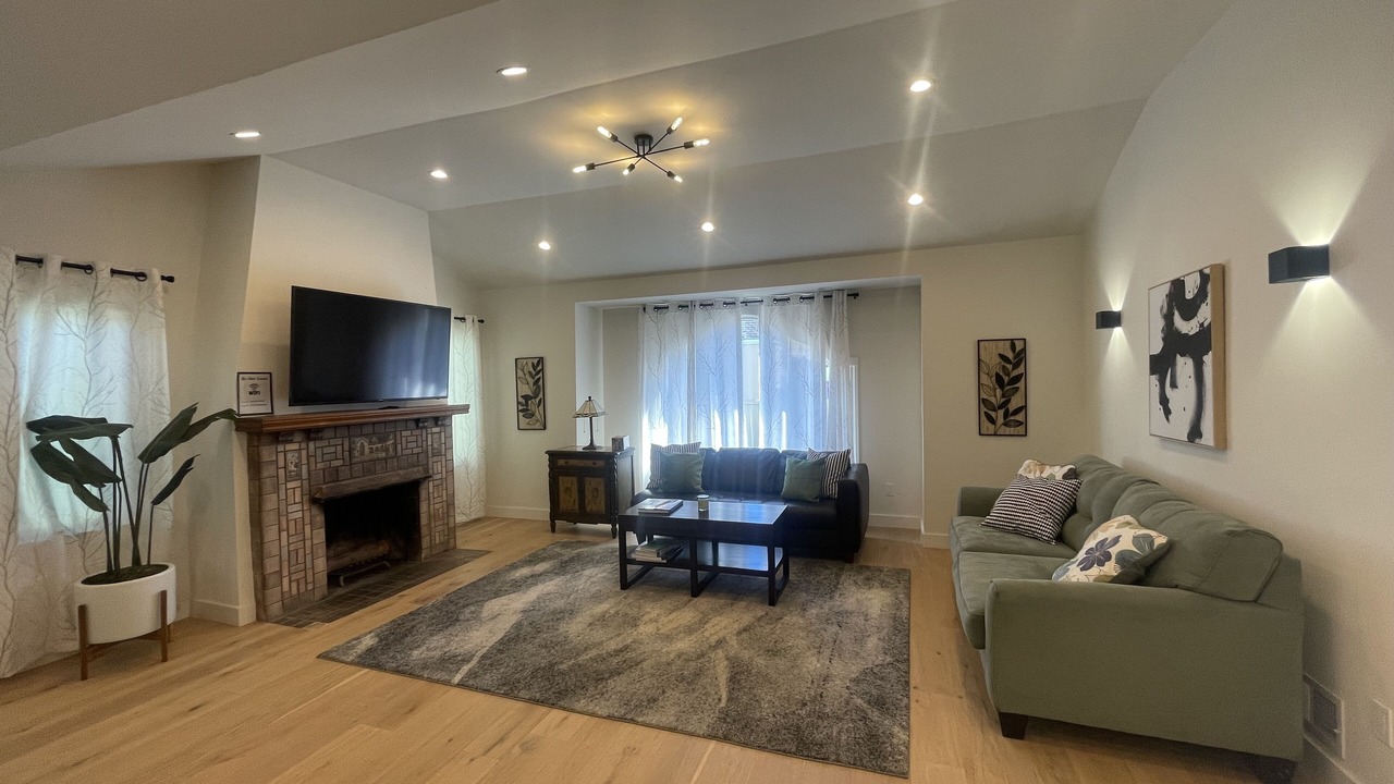 Photo of Livingroom in Inner Parkside