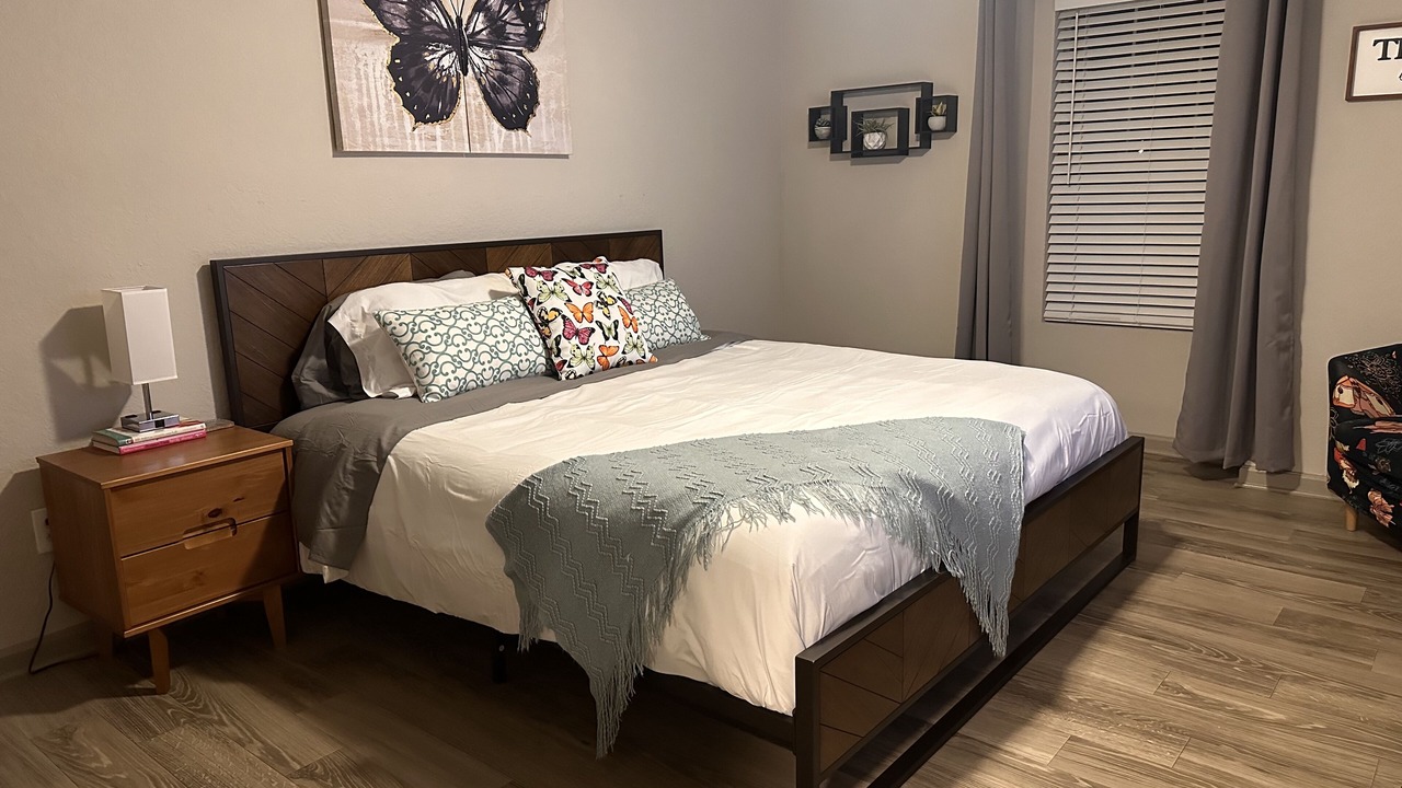 Photo of Bedroom in Smyrna