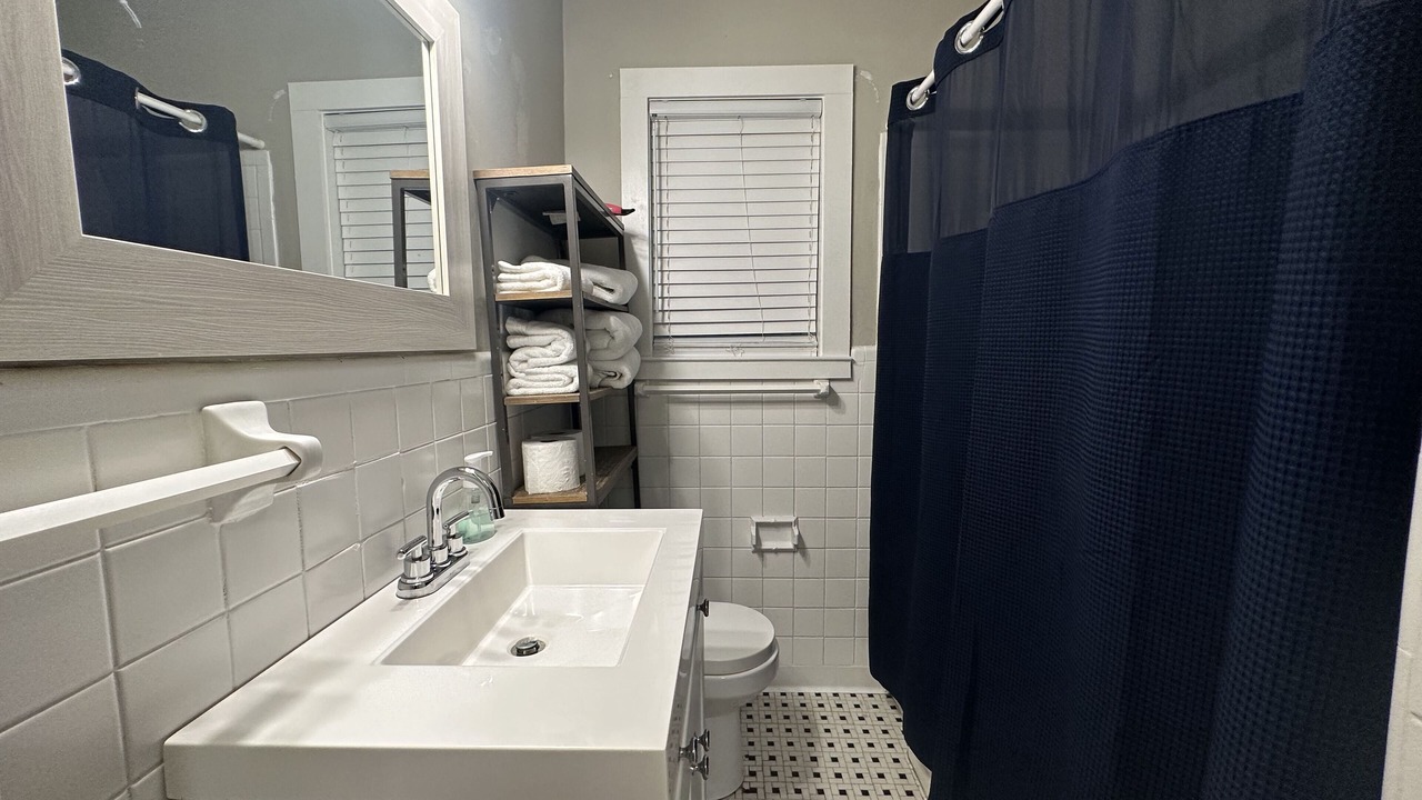 Photo of Bathroom in Roswell