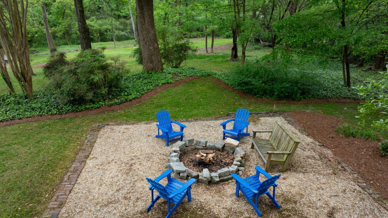 Photo of Outdoor in College Heights