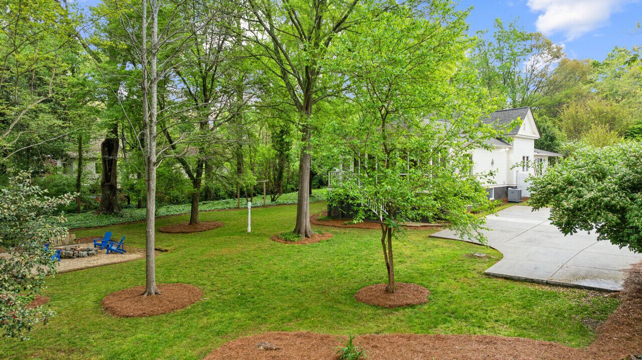 Photo of Outdoor in College Heights