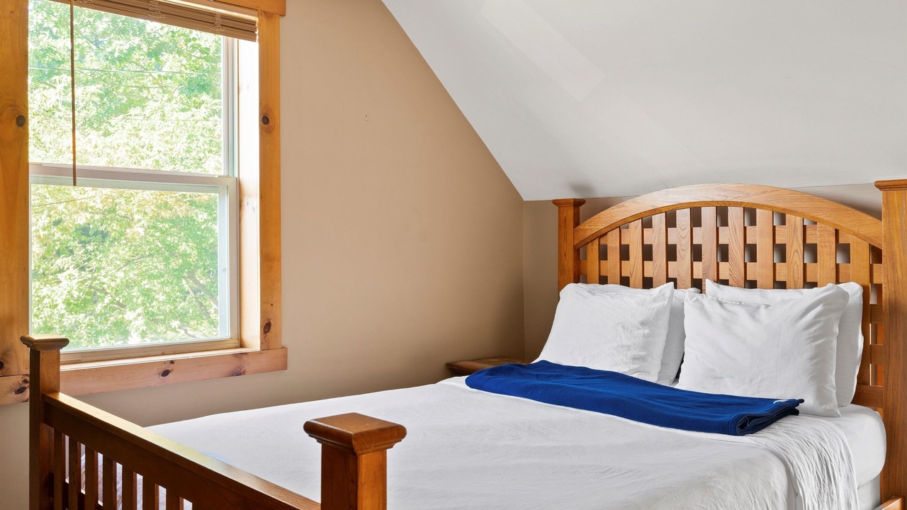 Photo of Bedroom in Lake George
