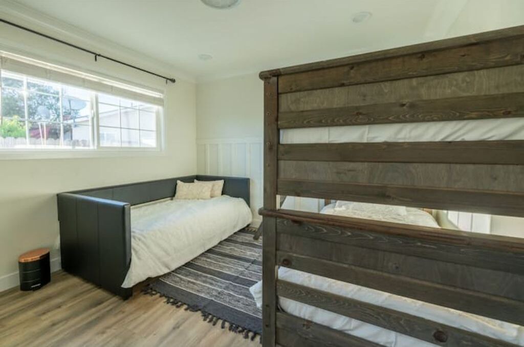 Photo of Bedroom in Centerville