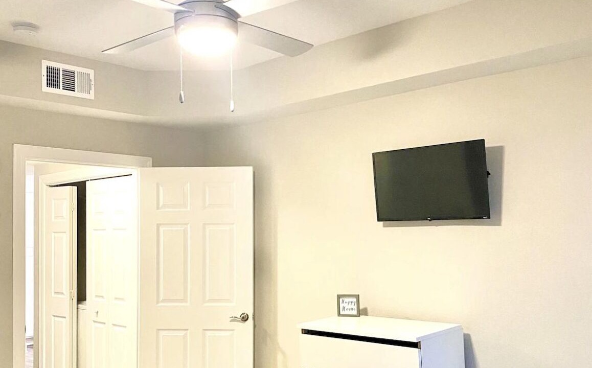 Photo of Bedroom in Dunwoody