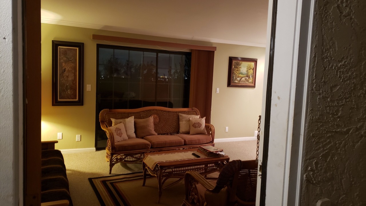 Photo of Livingroom in Hayward
