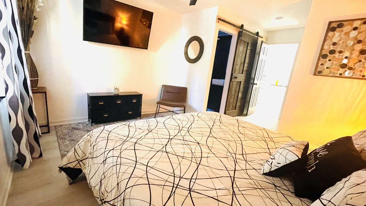 Photo of Bedroom in Smyrna