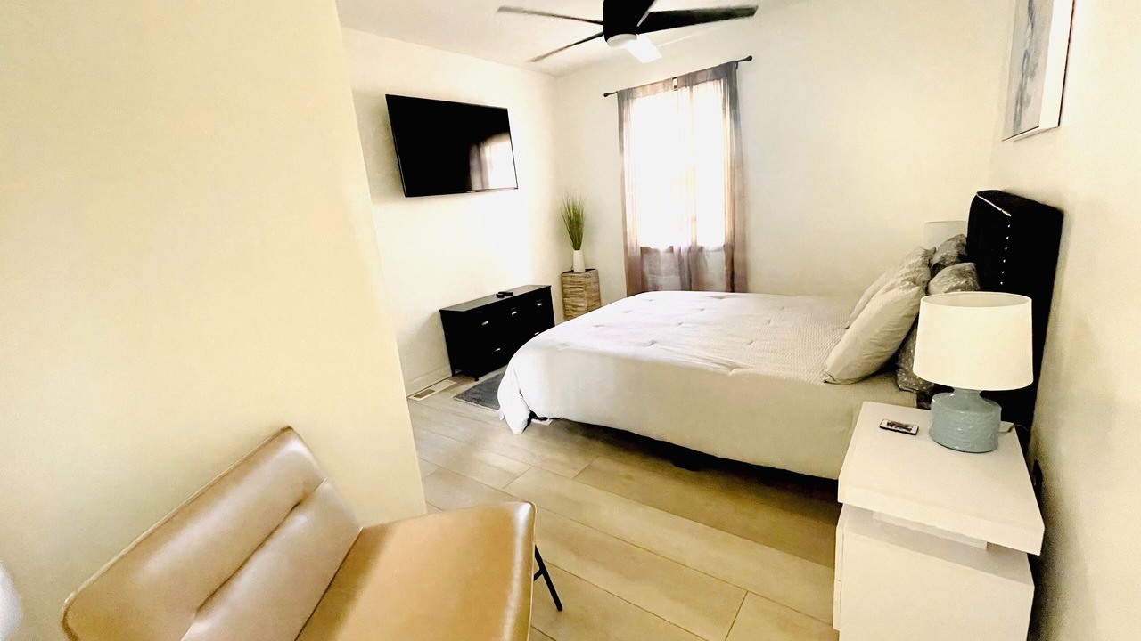 Photo of Bedroom in Smyrna