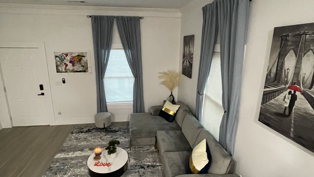 Photo of Livingroom in College Park