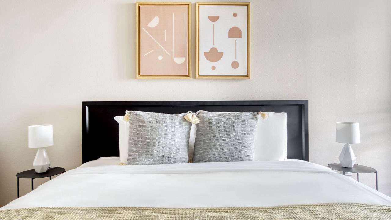 Photo of Bedroom in Central District