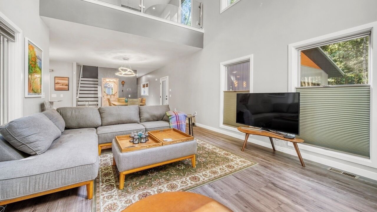 Photo of Livingroom in Fennville