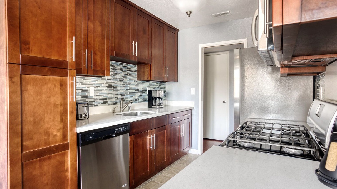Photo of Kitchen in Edgewood Park