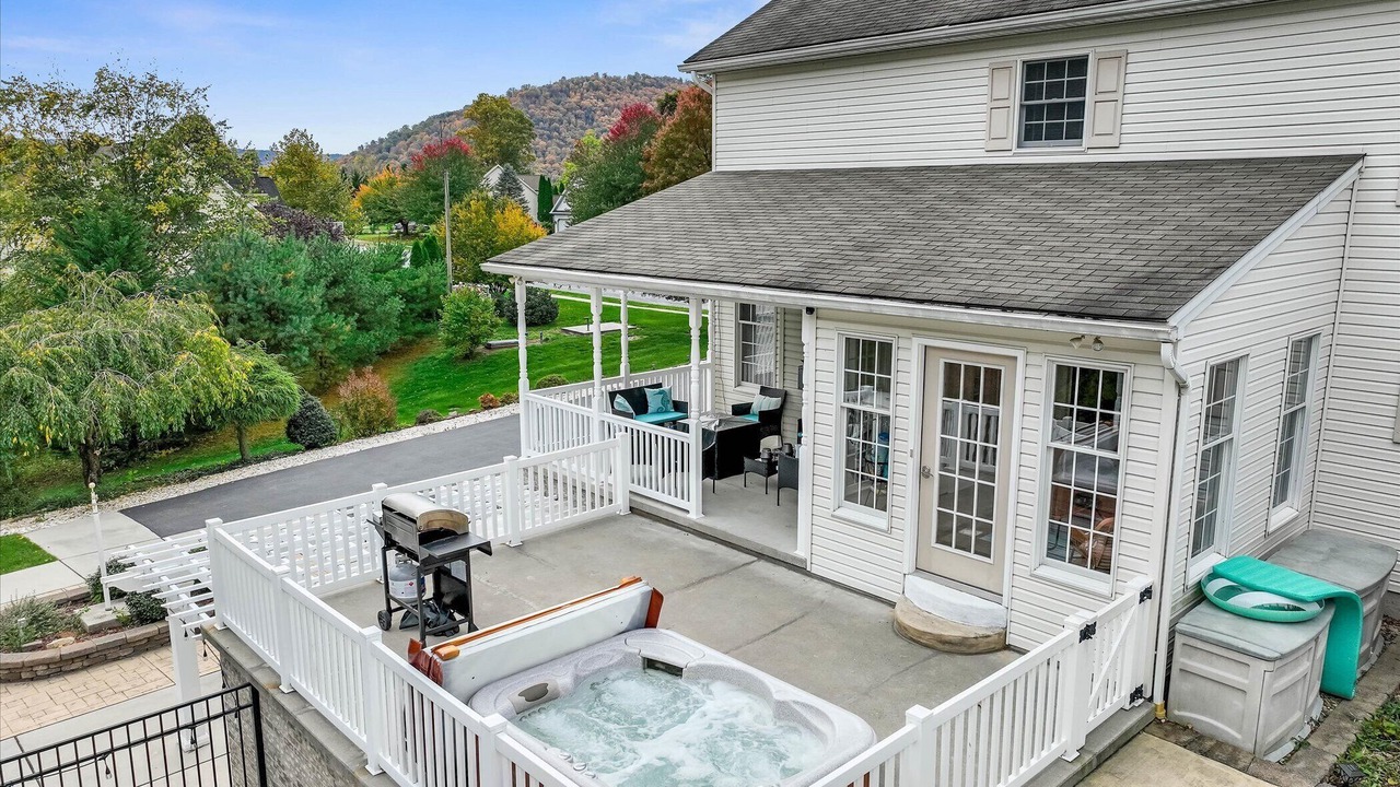 Photo of Patio Balcony in Dauphin