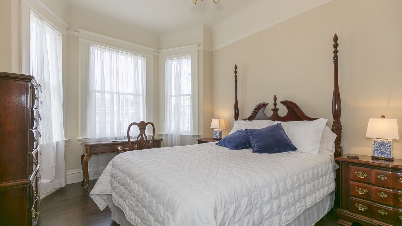 Photo of Bedroom in Russian Hill