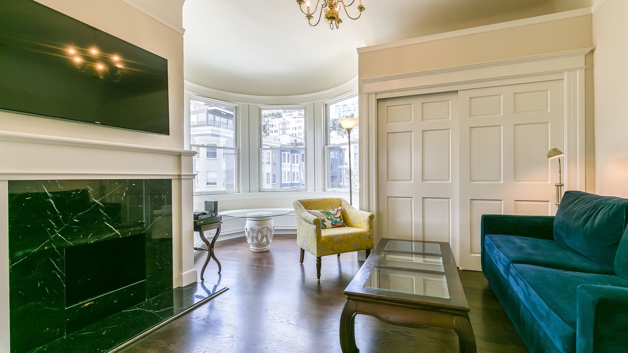 Photo of Livingroom in Russian Hill