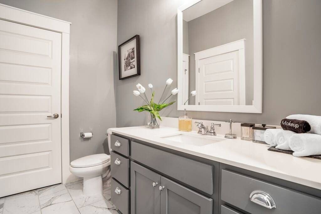 Photo of Bathroom in North Decatur