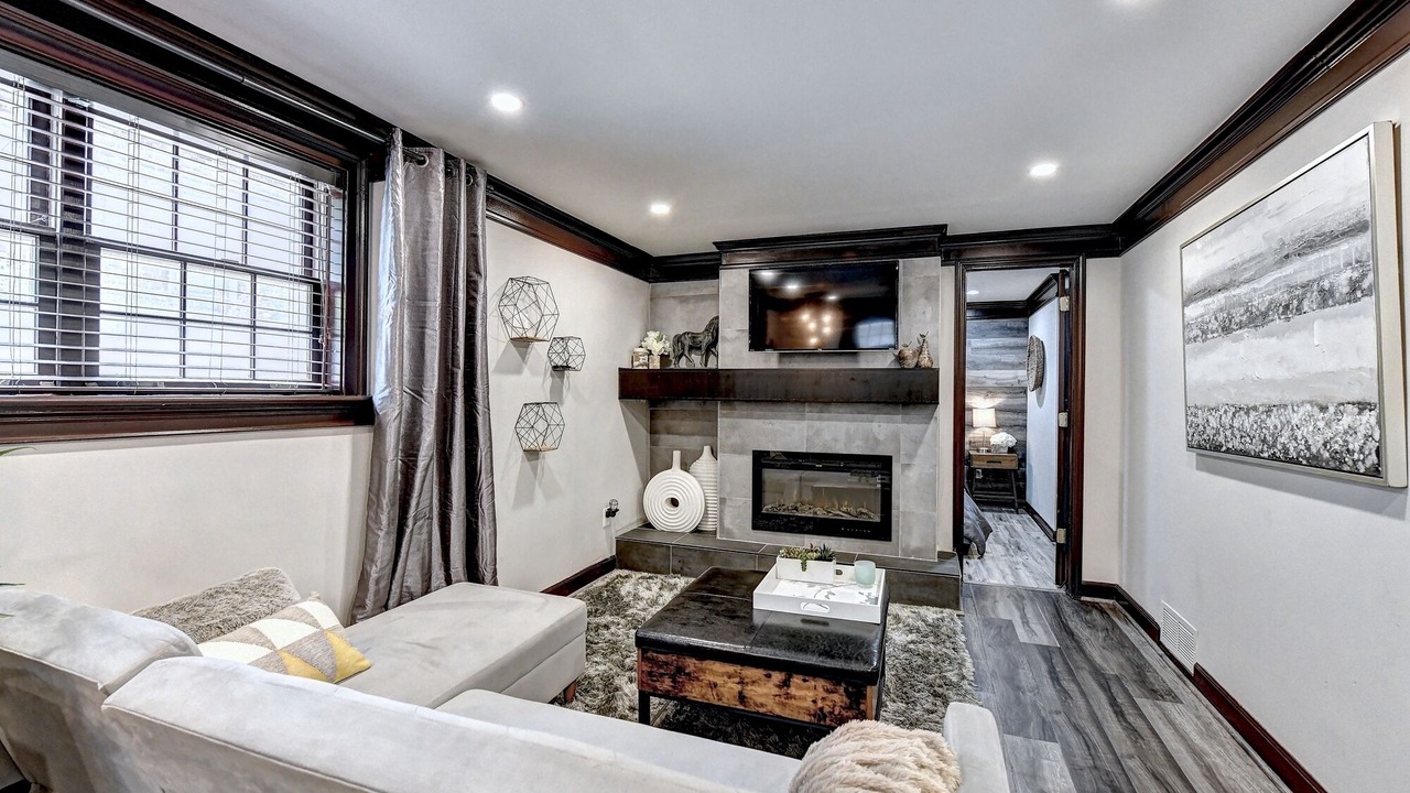 Photo of Livingroom in Lindridge-Martin Manor