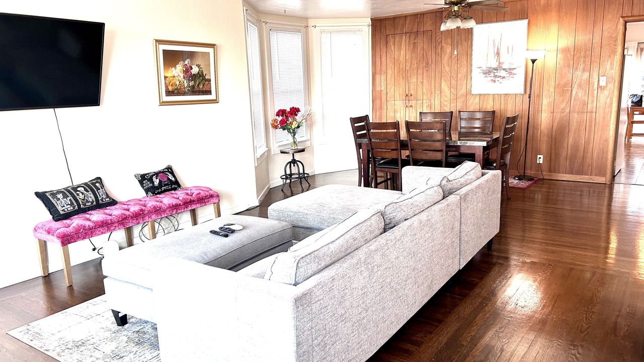 Photo of Livingroom in Point Richmond