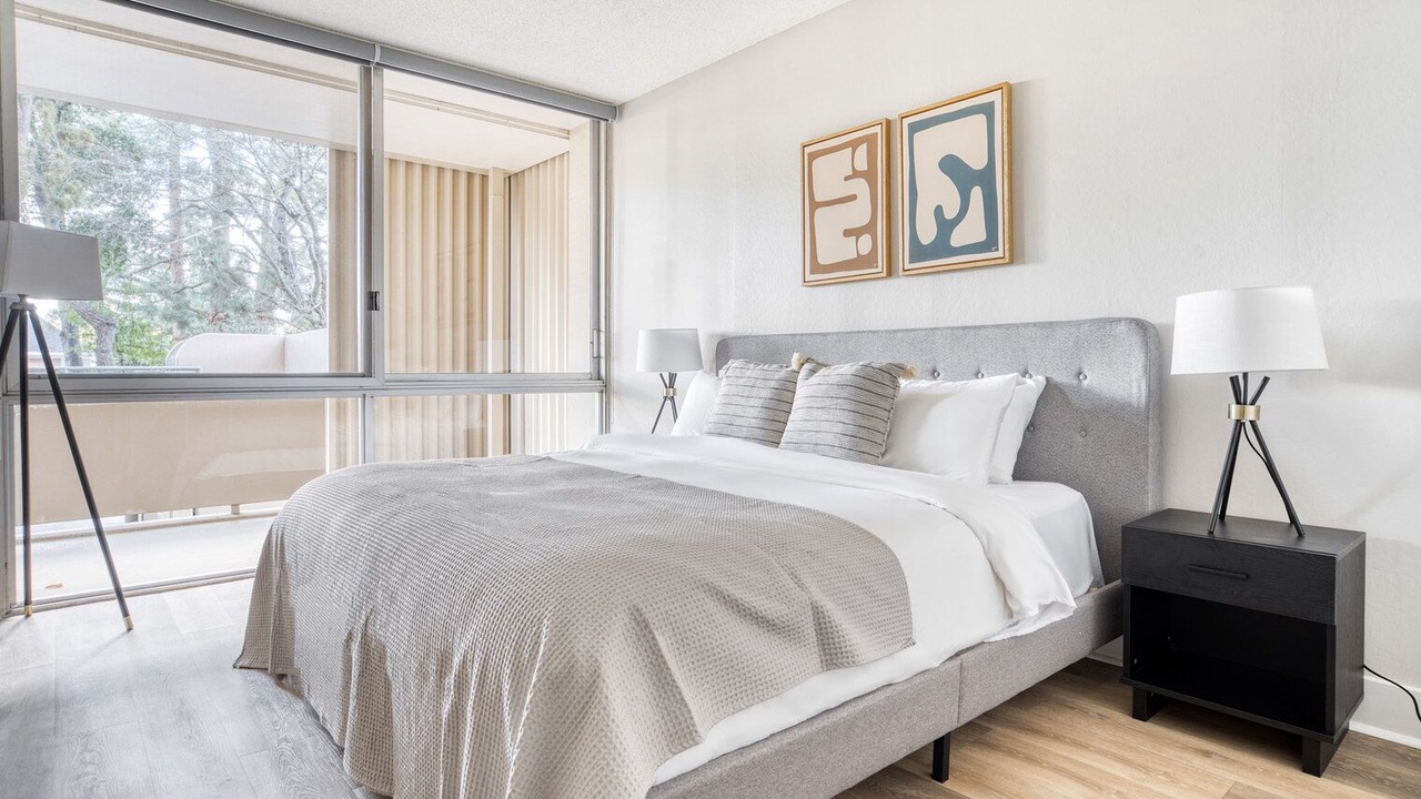 Photo of Bedroom in University South