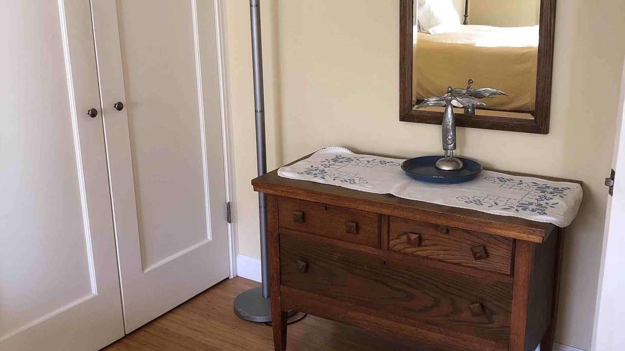 Photo of Bedroom in West Alameda