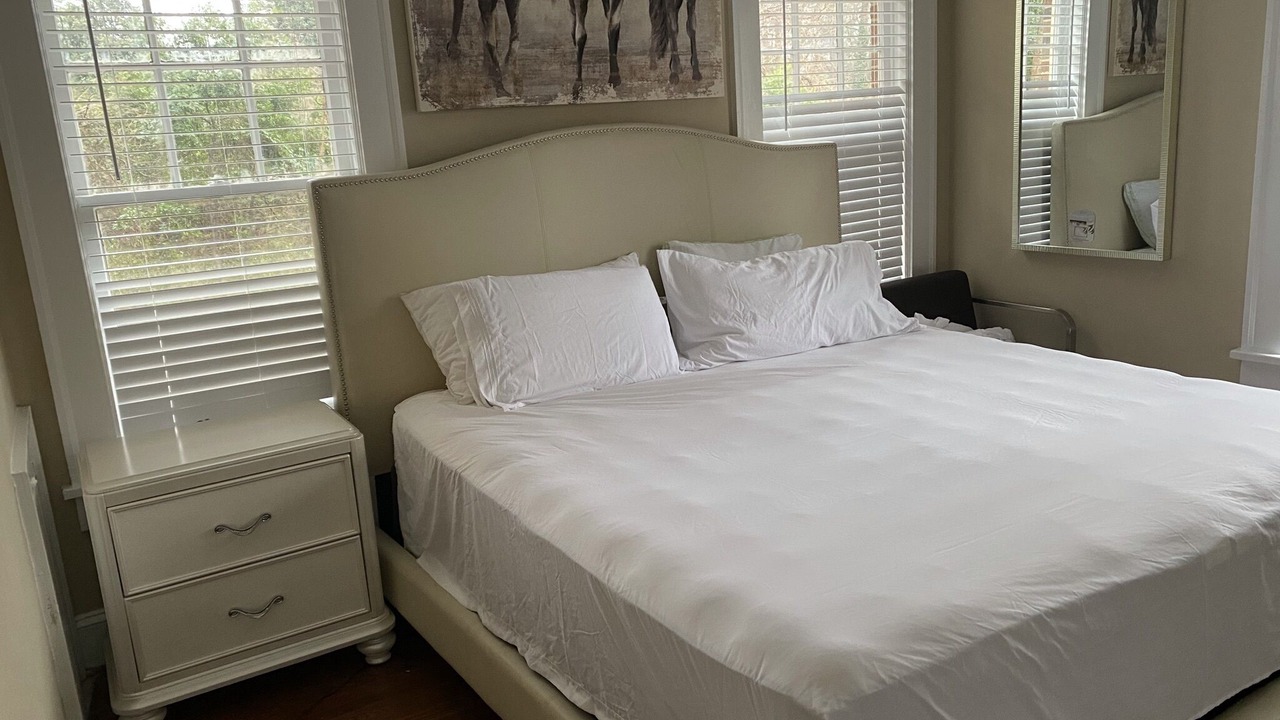 Photo of Bedroom in Garden Hills