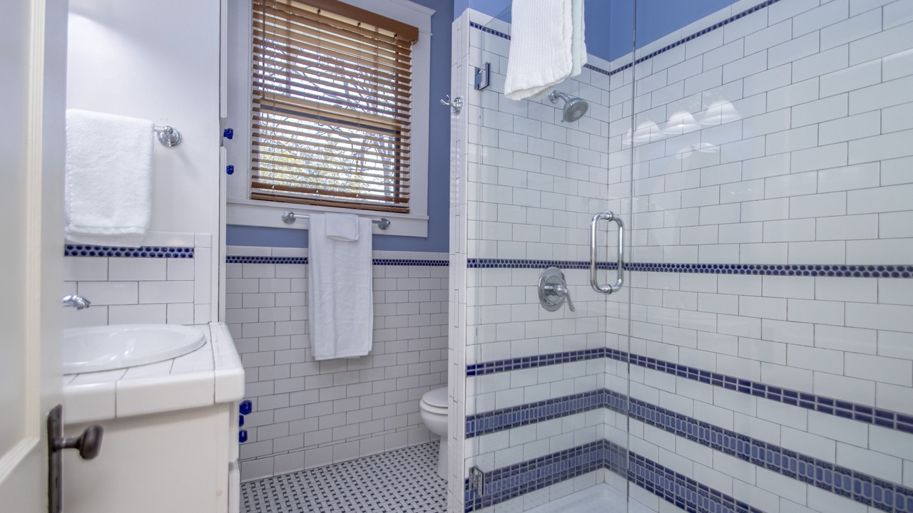 Photo of Bathroom in Capital View