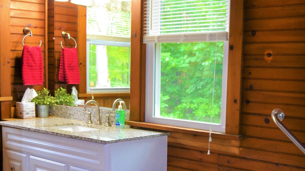 Photo of Bathroom in Lake Luzerne