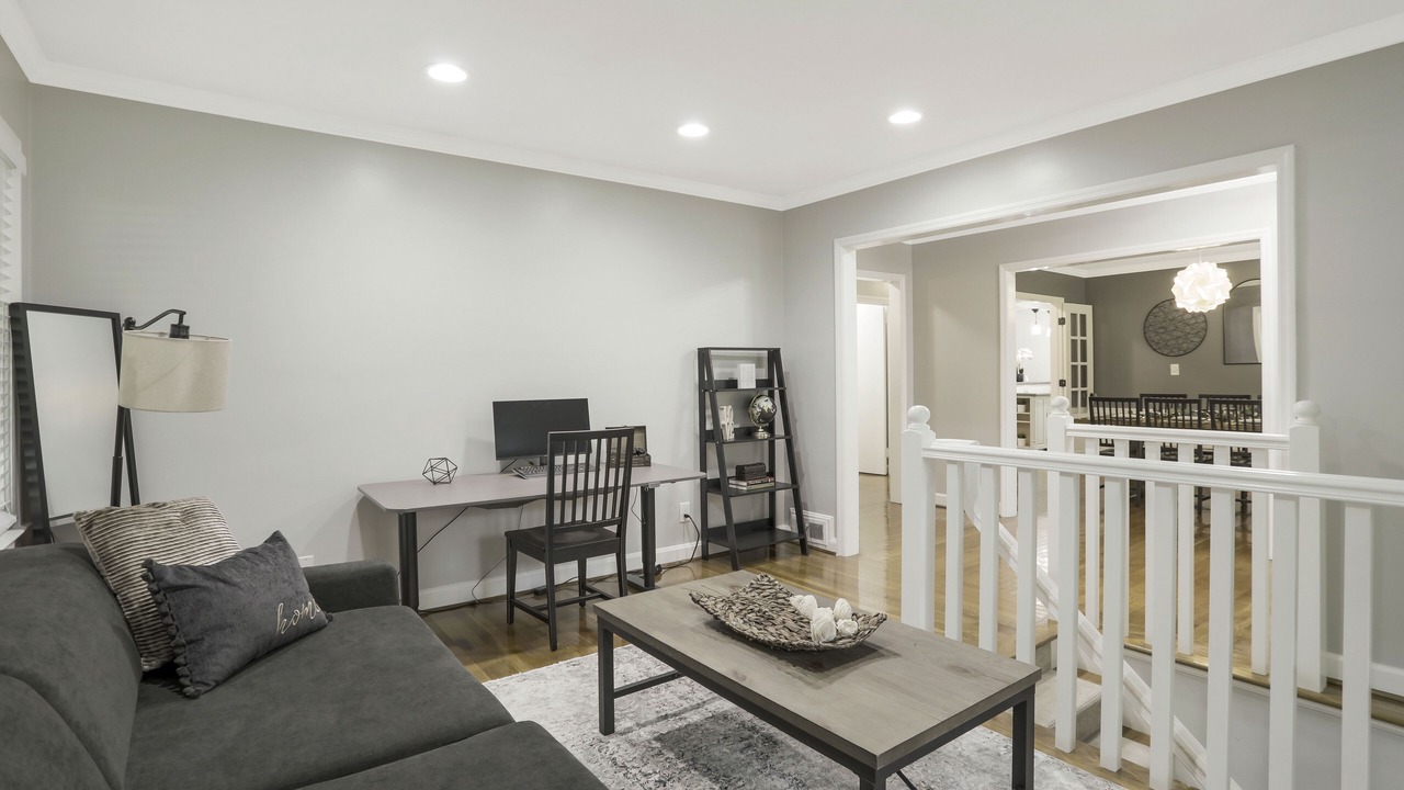 Photo of Livingroom in North Buckhead
