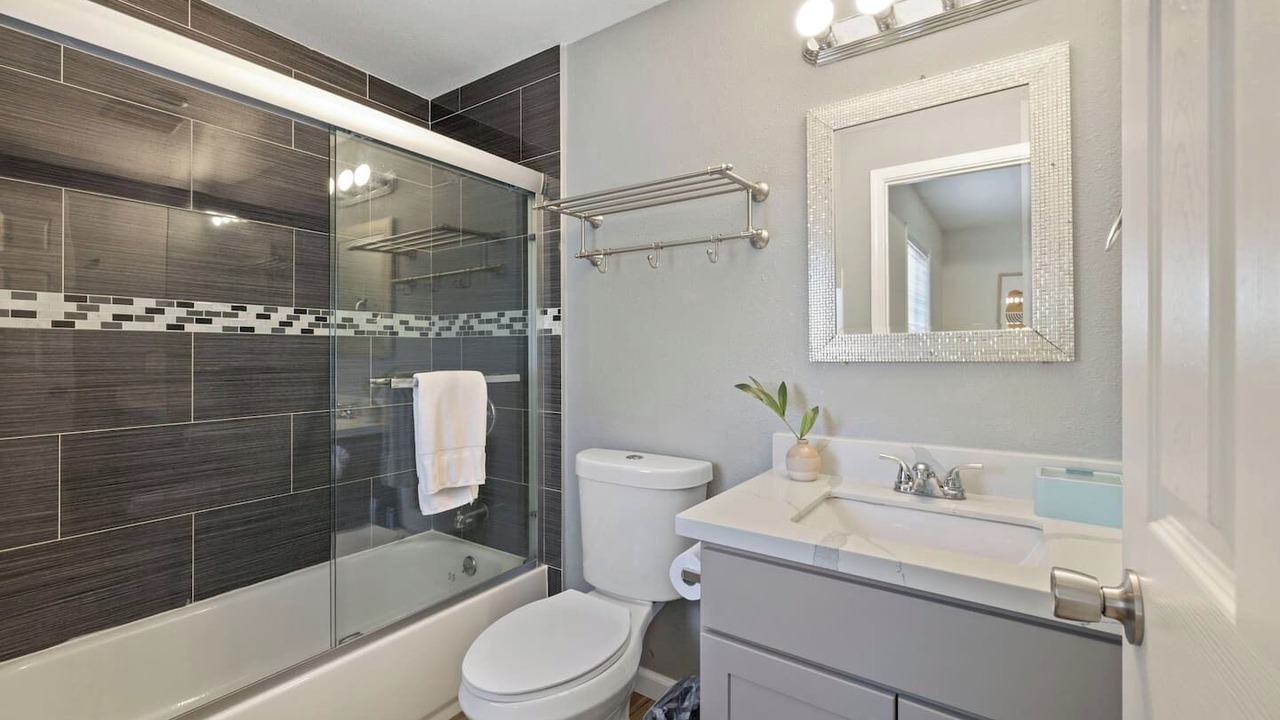 Photo of Bathroom in East Palo Alto