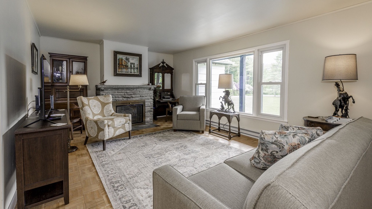 Photo of Livingroom in Barryville