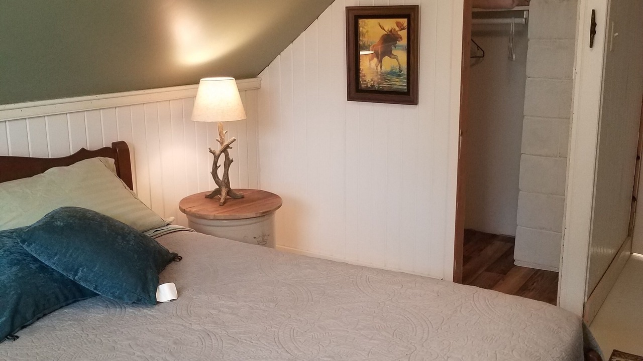 Photo of Bedroom in New Vineyard