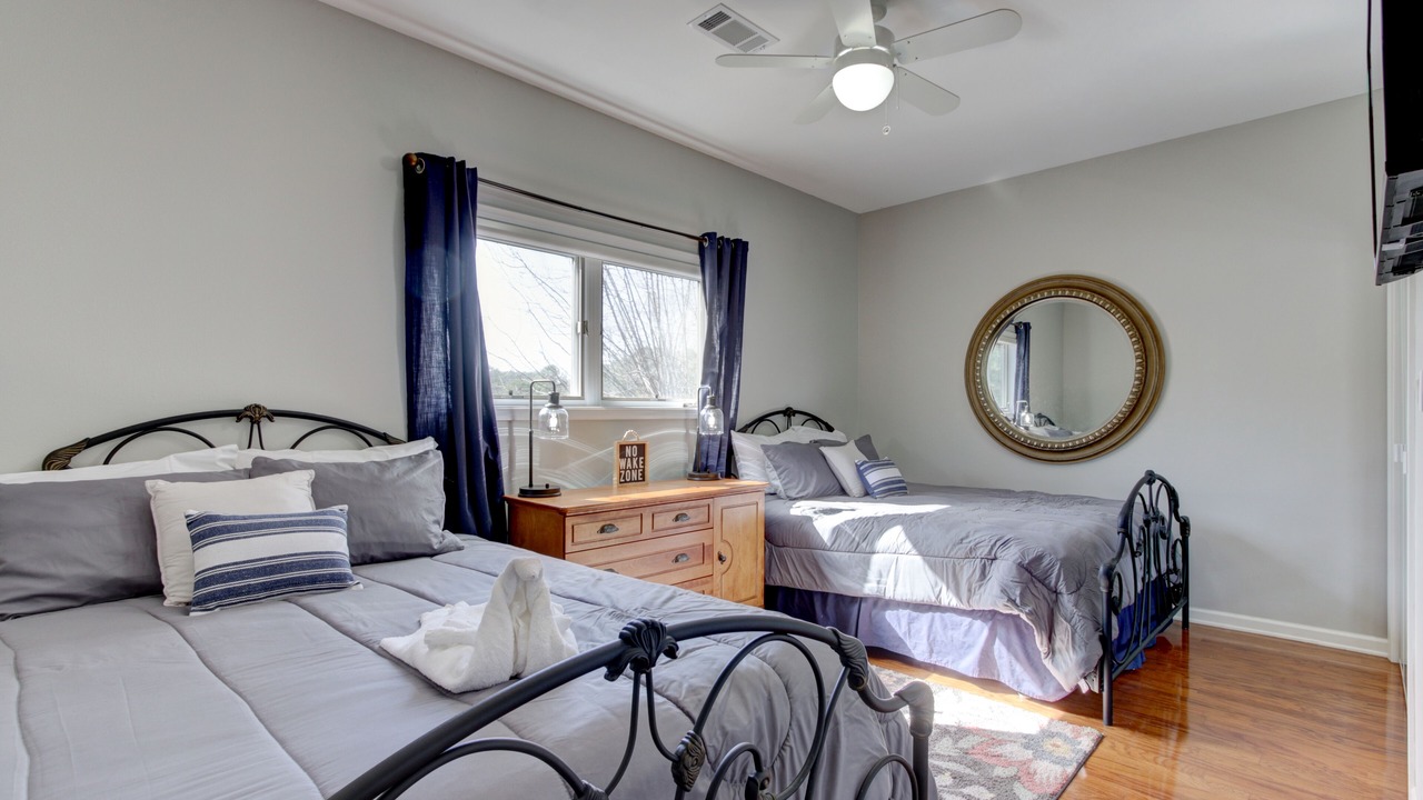Photo of Bedroom in Mount Ida
