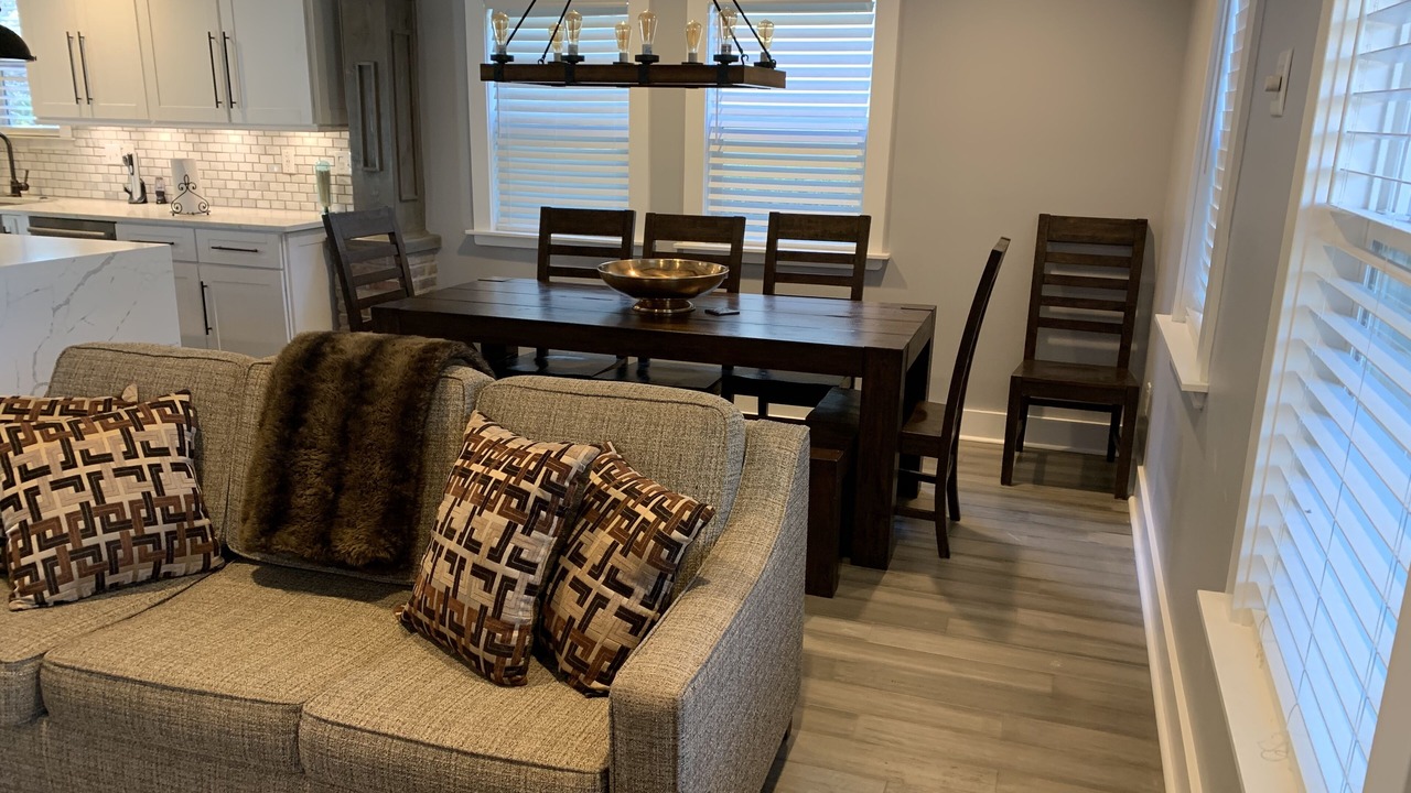Photo of Livingroom in Westside