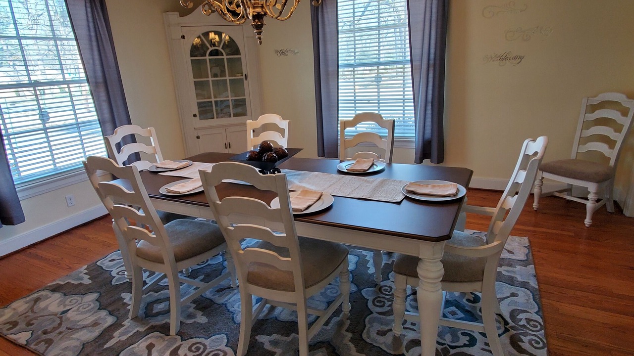 Photo of Livingroom in Pine Bluff