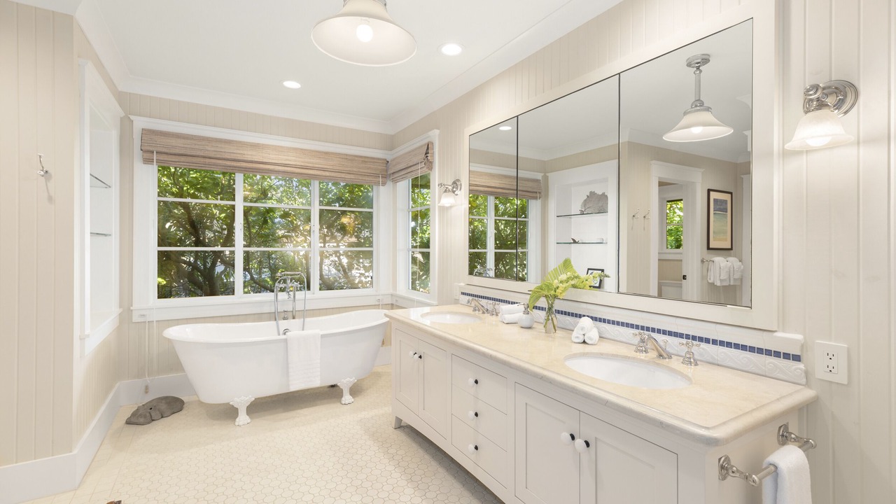 Photo of Bathroom in Kahala