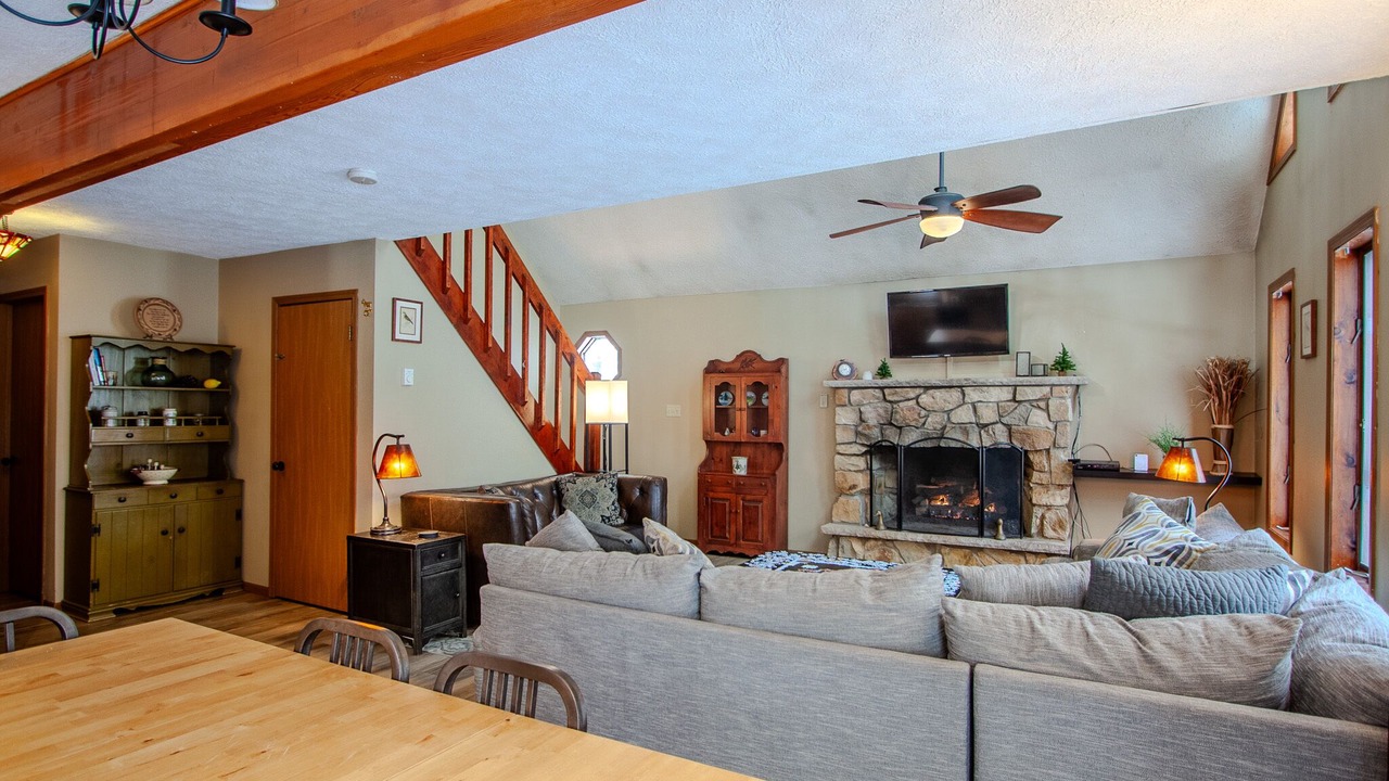 Photo of Livingroom in Albrightsville