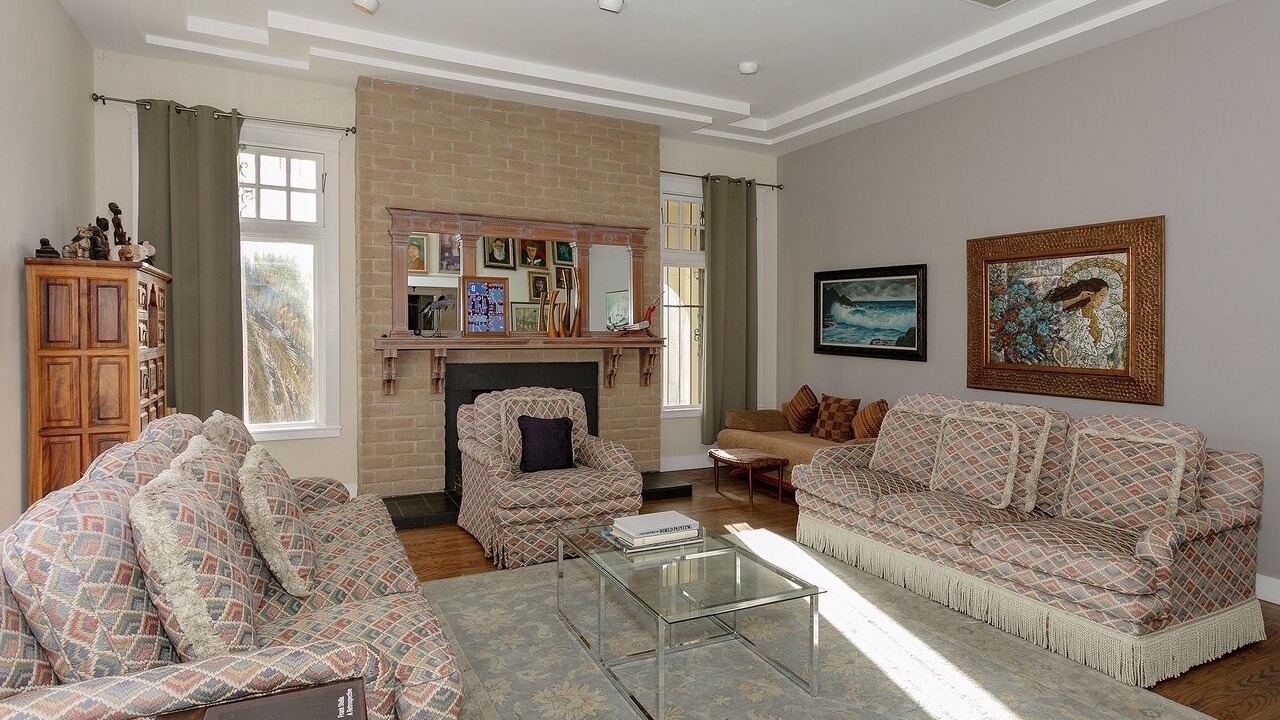 Photo of Livingroom in Lakeshore