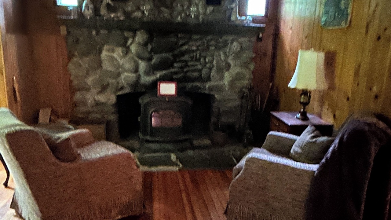 Photo of Bedroom in Willow