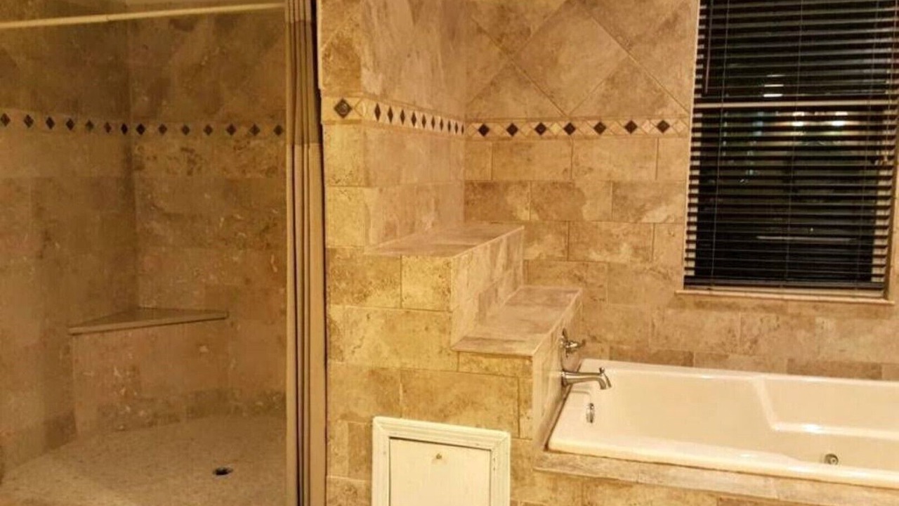 Photo of Bathroom in Church Street