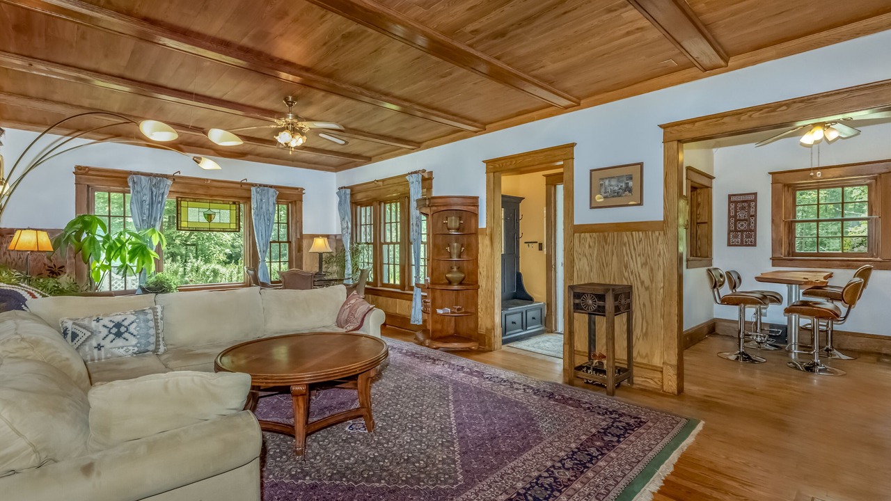Photo of Livingroom in Gardiner
