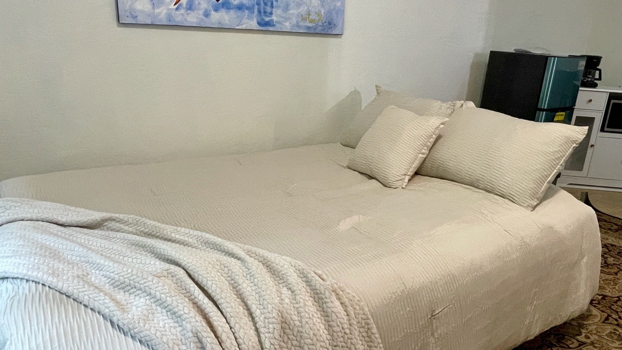 Photo of Bedroom in Mount Davidson