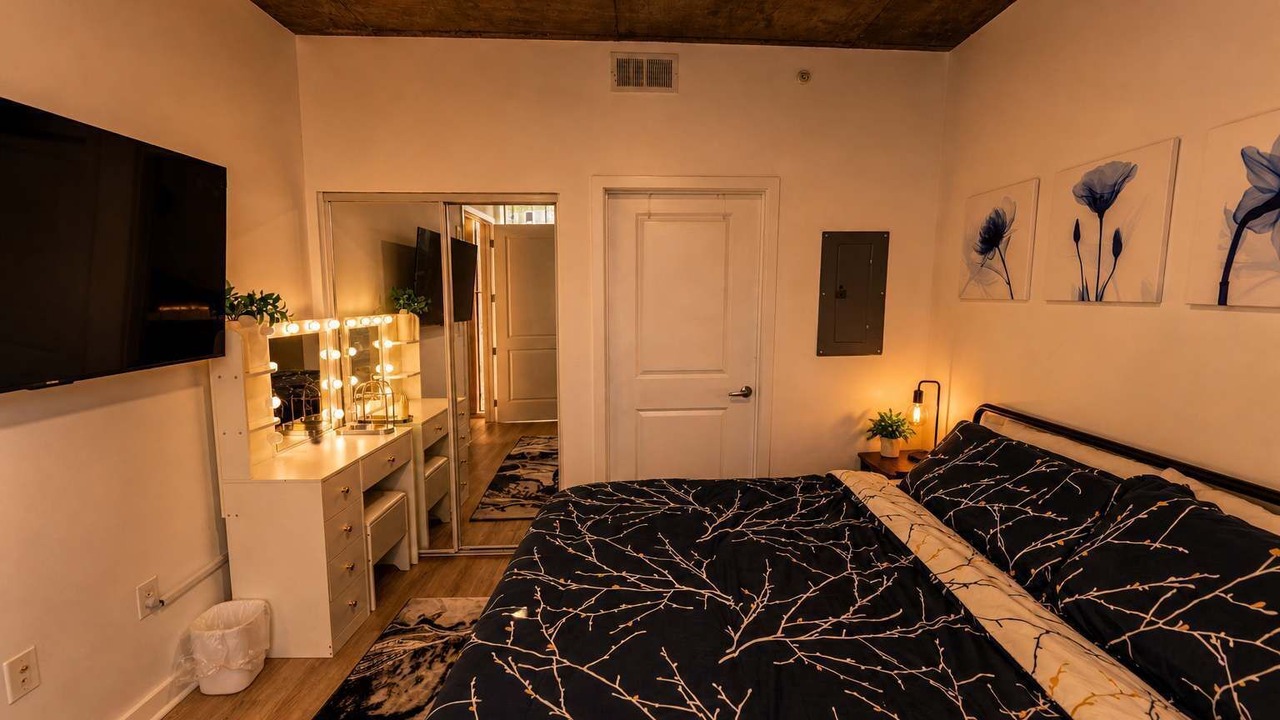 Photo of Bedroom in North Decatur