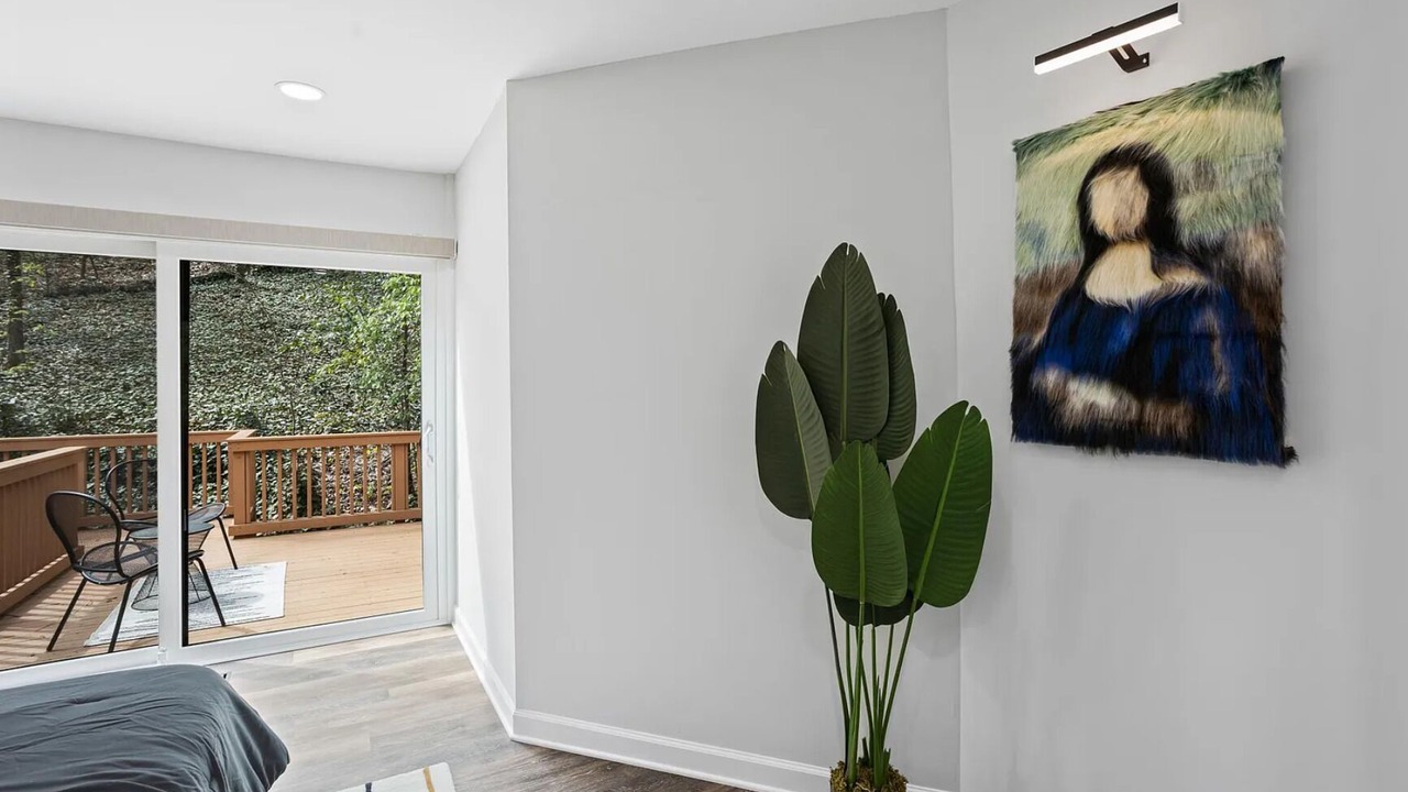 Photo of Bedroom in Randall Mill