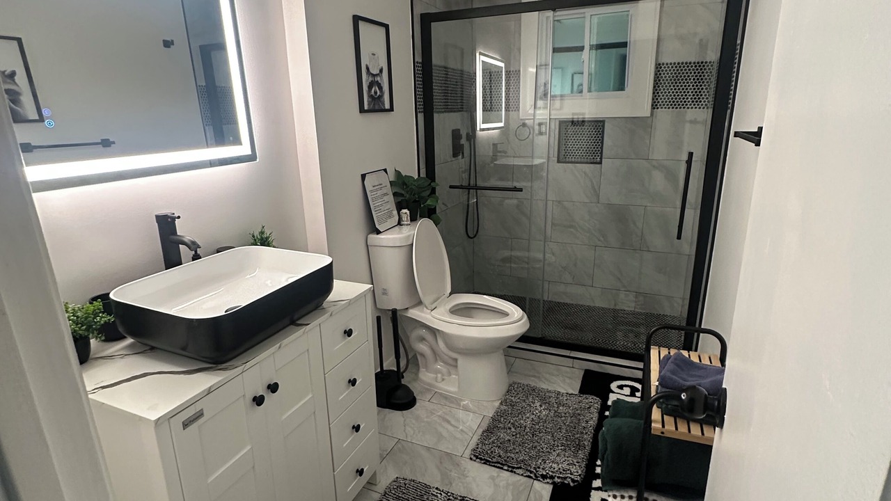 Photo of Bathroom in East Point