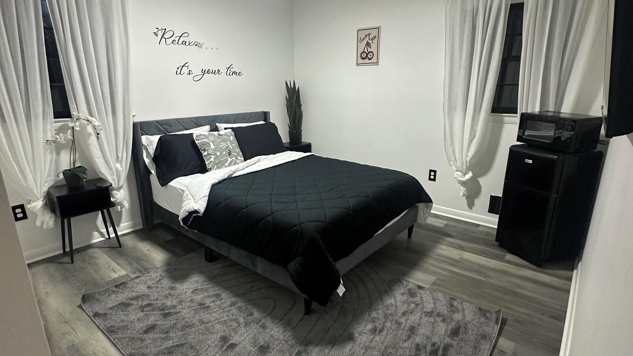 Photo of Bedroom in East Point