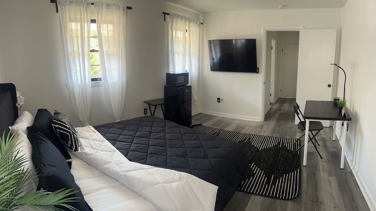 Photo of Bedroom in East Point