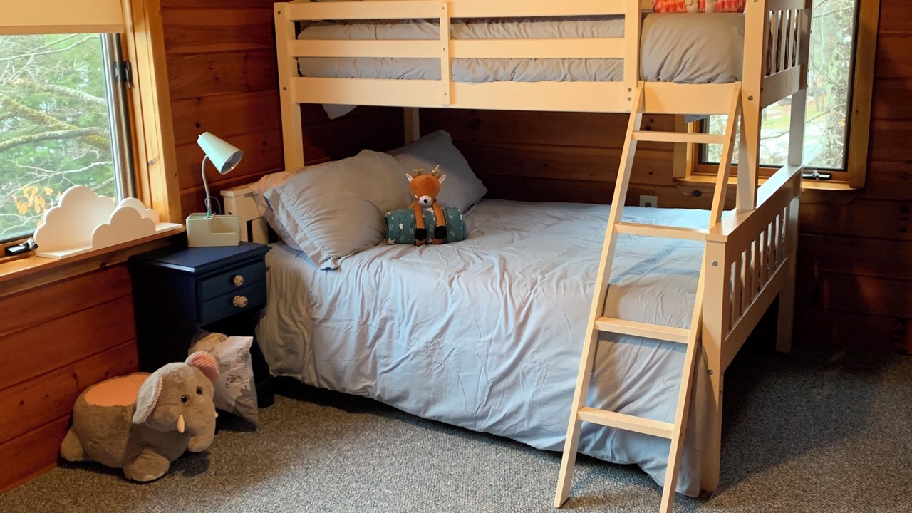 Photo of Bedroom in Lucerne-in-Maine
