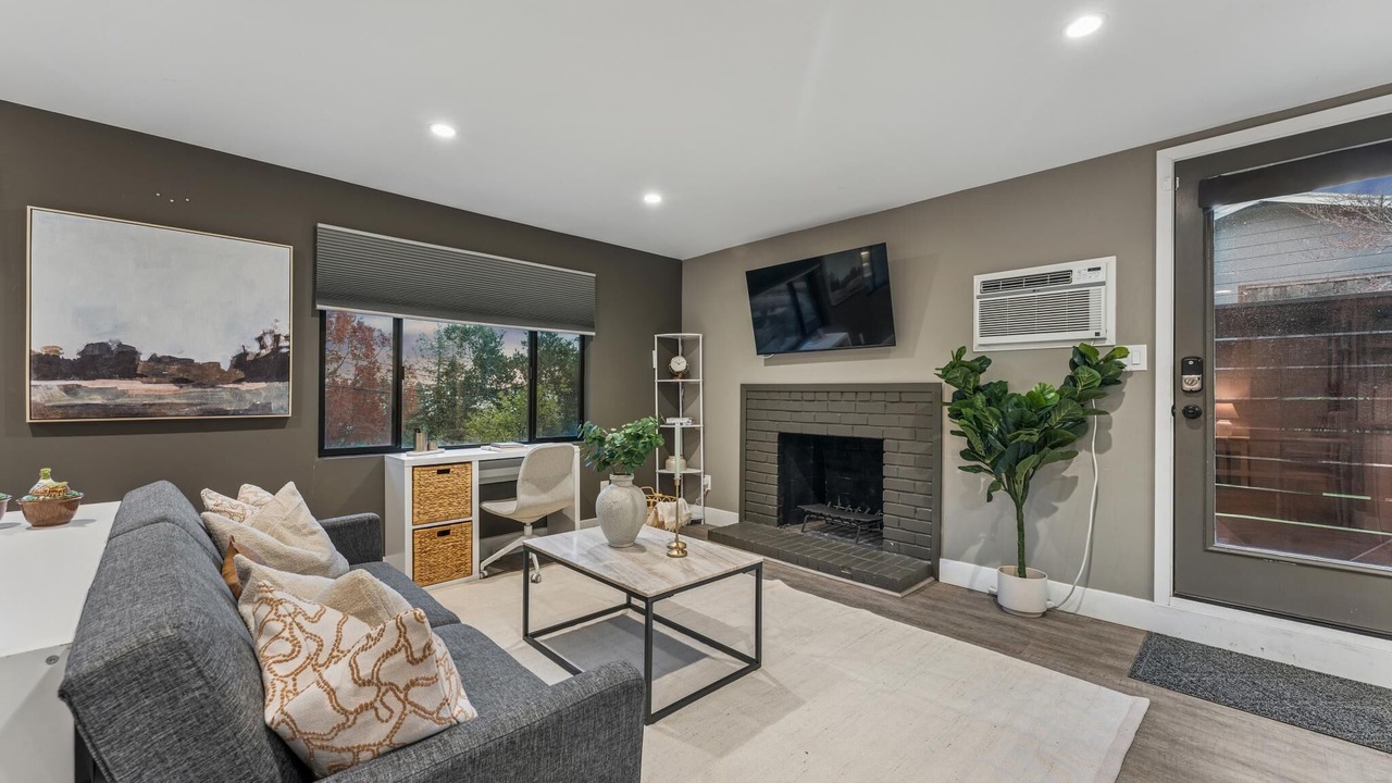 Photo of Livingroom in Woodminster