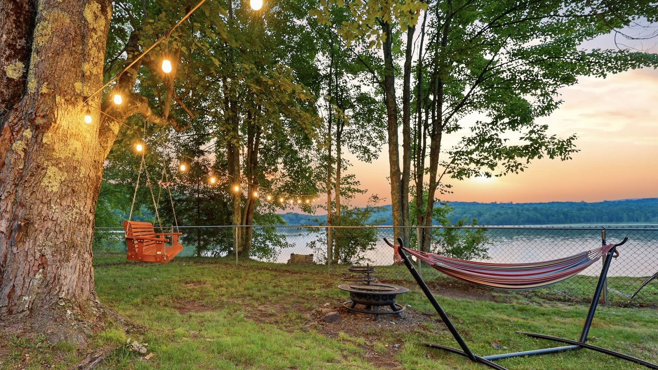 Photo of Outdoor in Swan Lake