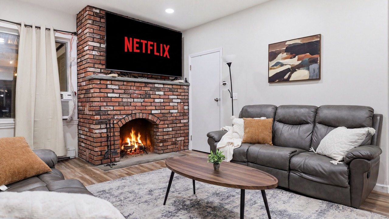 Photo of Livingroom in Swan Lake