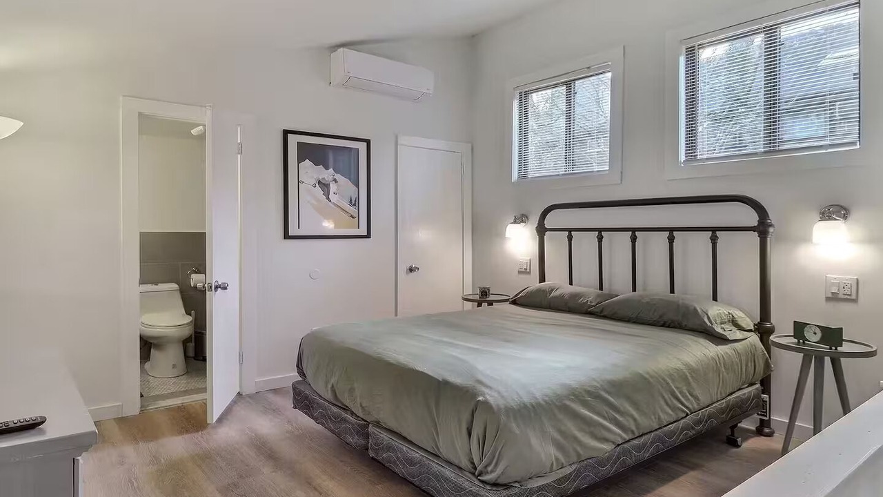 Photo of Bedroom in Village at Camelback